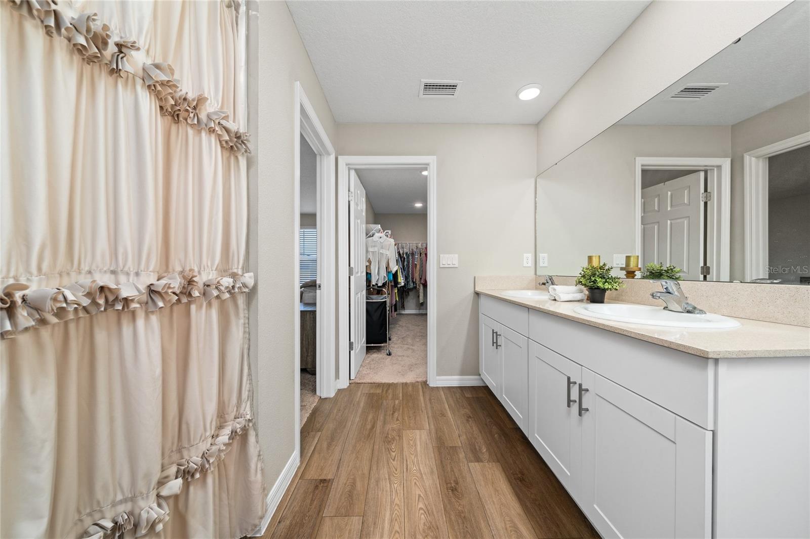 Image 13 of 27 For 5008 Starboard Street