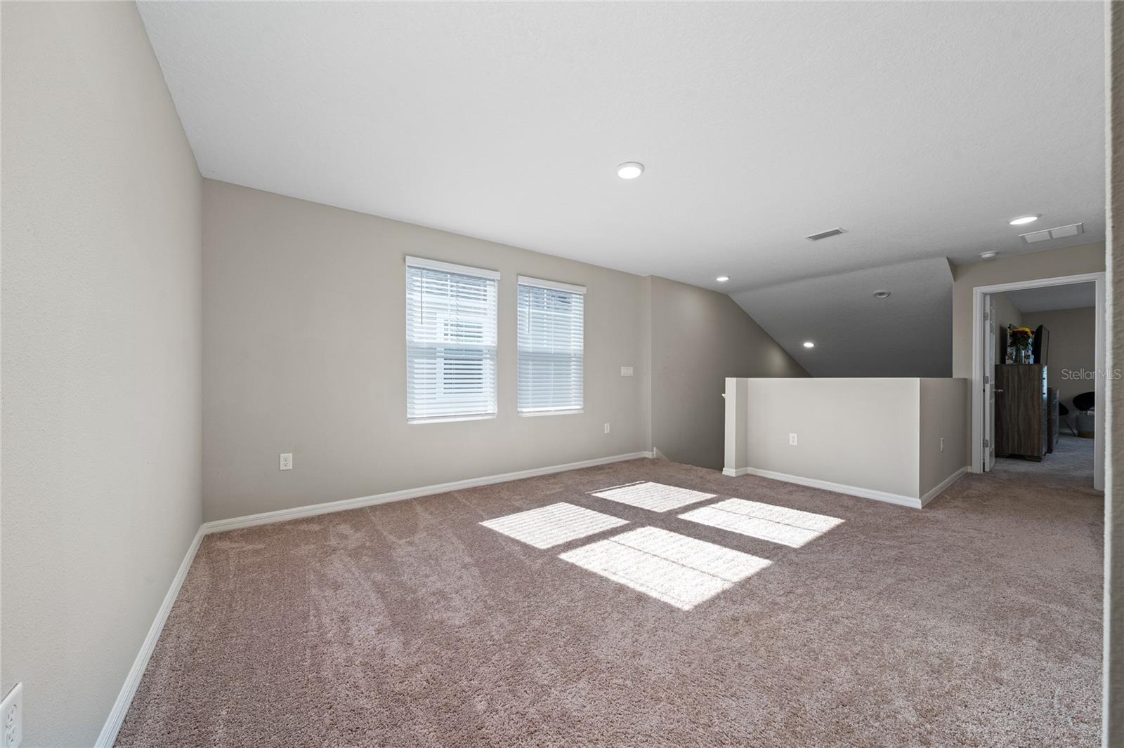 Image 15 of 27 For 5008 Starboard Street