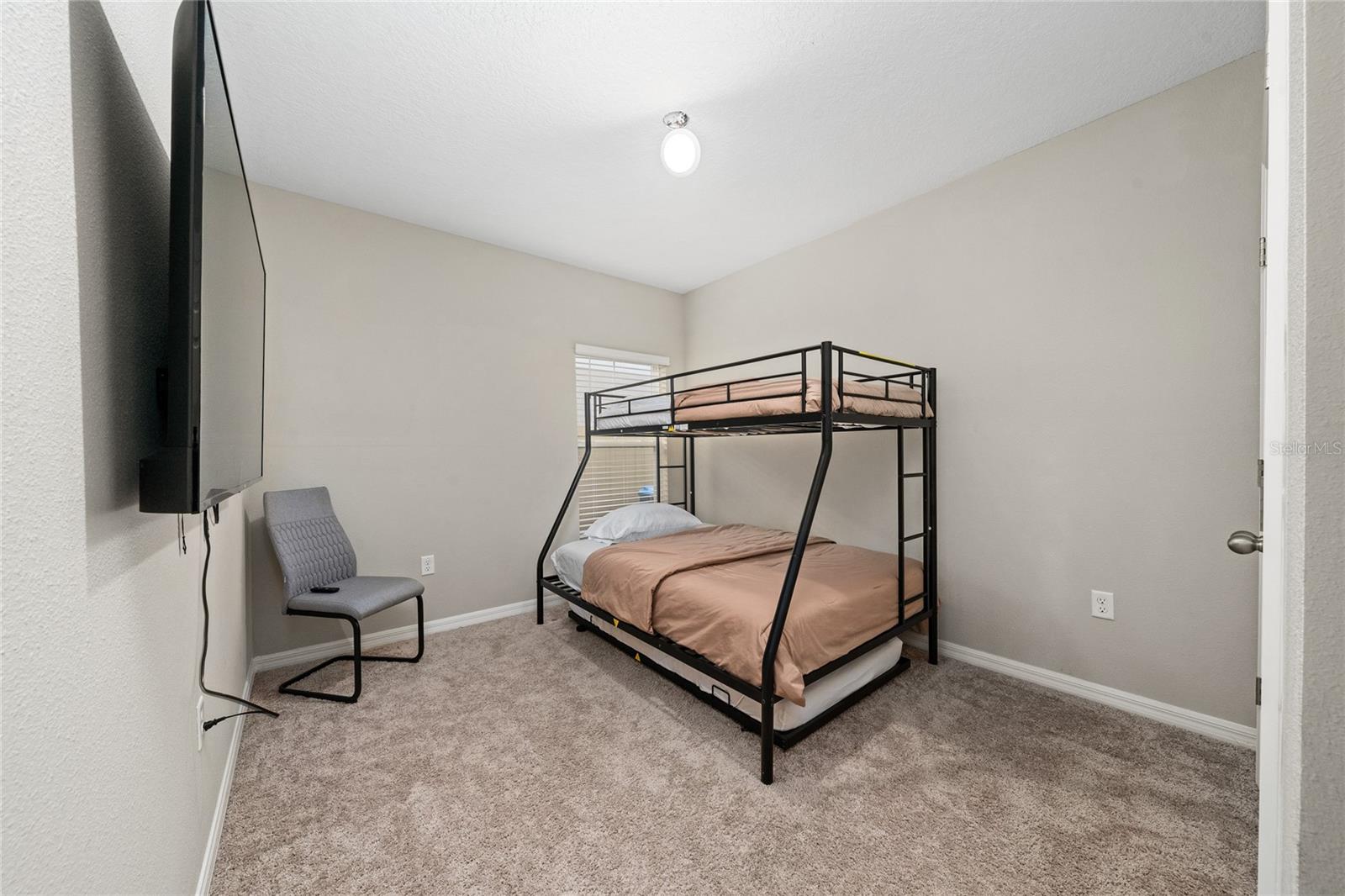 Image 8 of 27 For 5008 Starboard Street