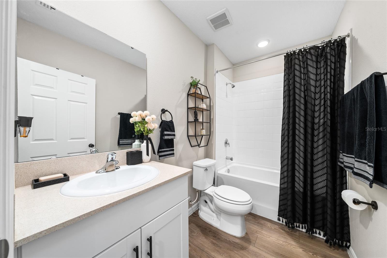 Image 9 of 27 For 5008 Starboard Street