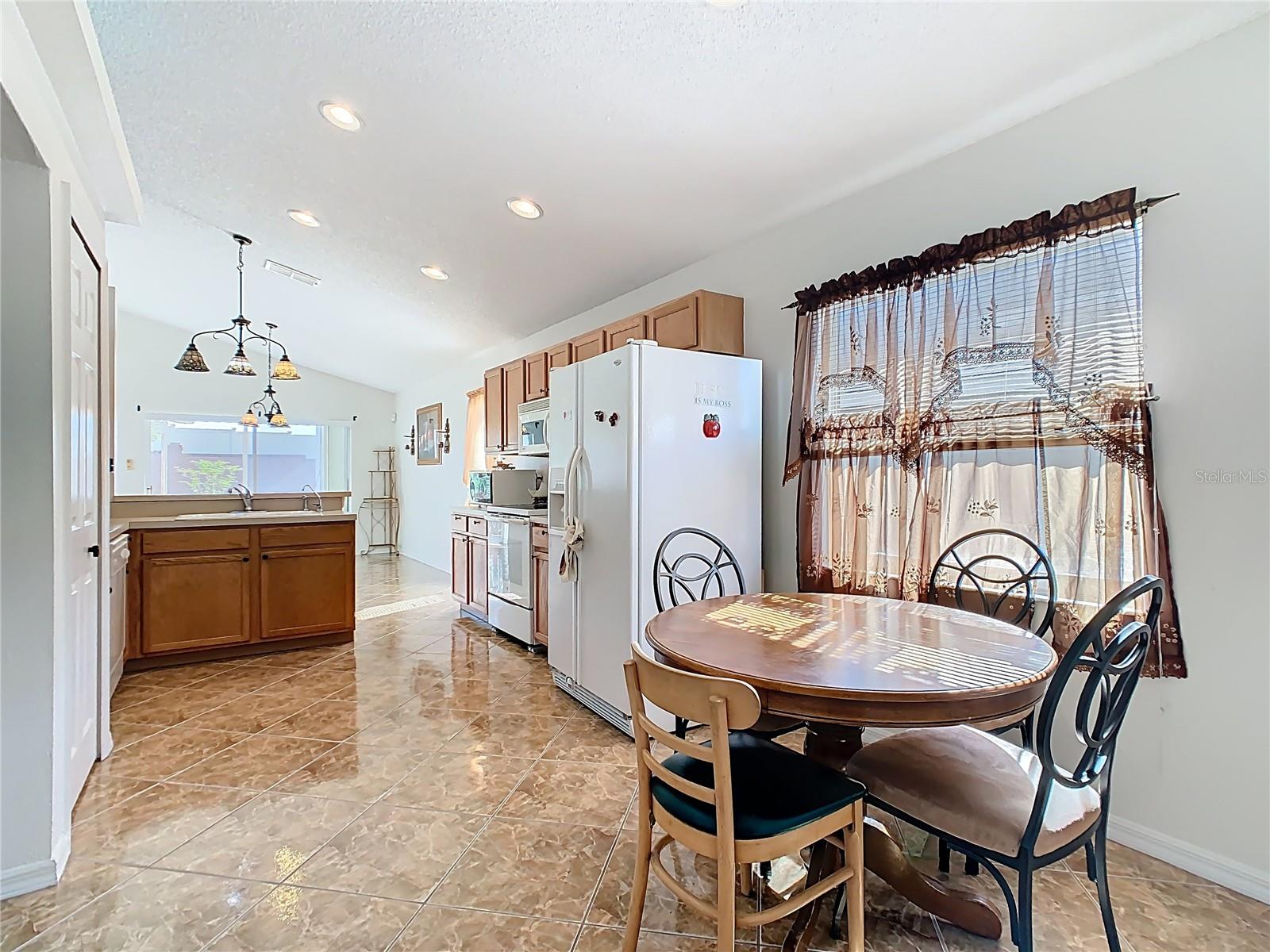 Image 5 of 26 For 230 Halstead Drive