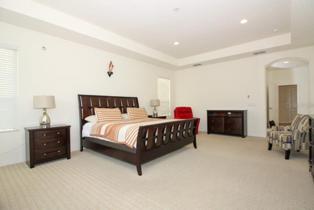 Image 14 of 41 For 14590 Black Quill Drive