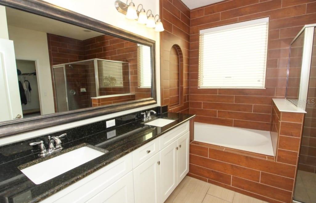 Image 15 of 41 For 14590 Black Quill Drive