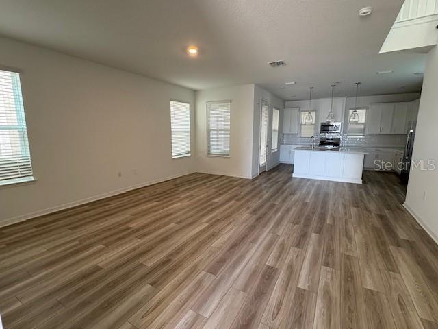 Image 11 of 12 For 5160 Goldfinch Drive