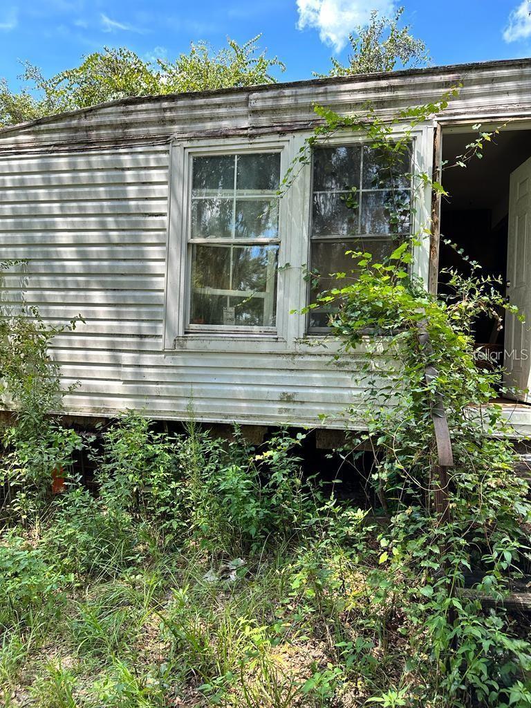 Image 4 of 6 For 14525 213th Lane