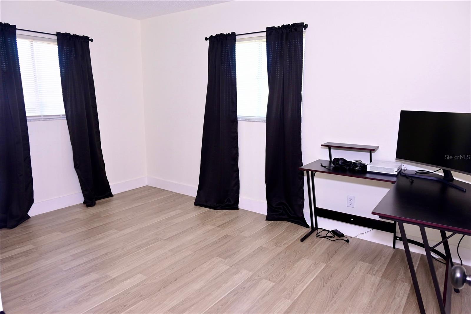 Image 17 of 20 For 306 Fern Road