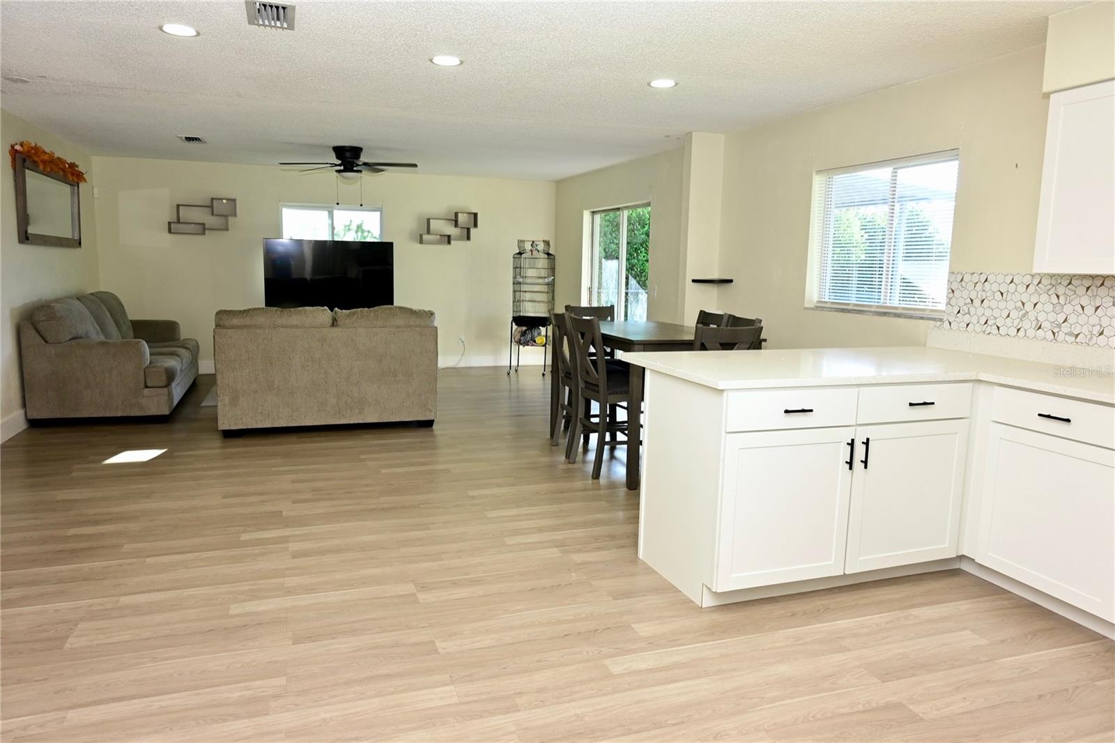 Image 8 of 20 For 306 Fern Road