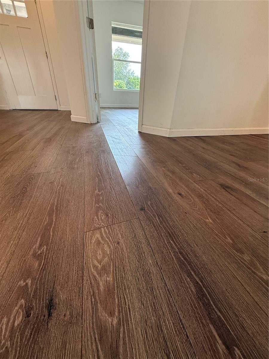 Image 18 of 23 For 7818 Kensingham Court