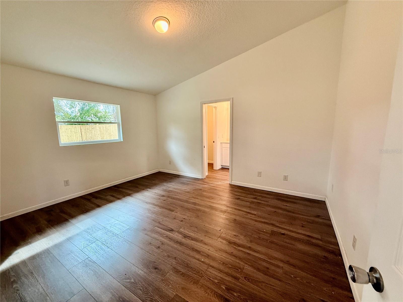 Image 9 of 23 For 7818 Kensingham Court