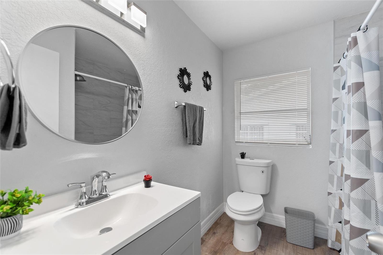 Image 20 of 40 For 666 Avenue B Sw