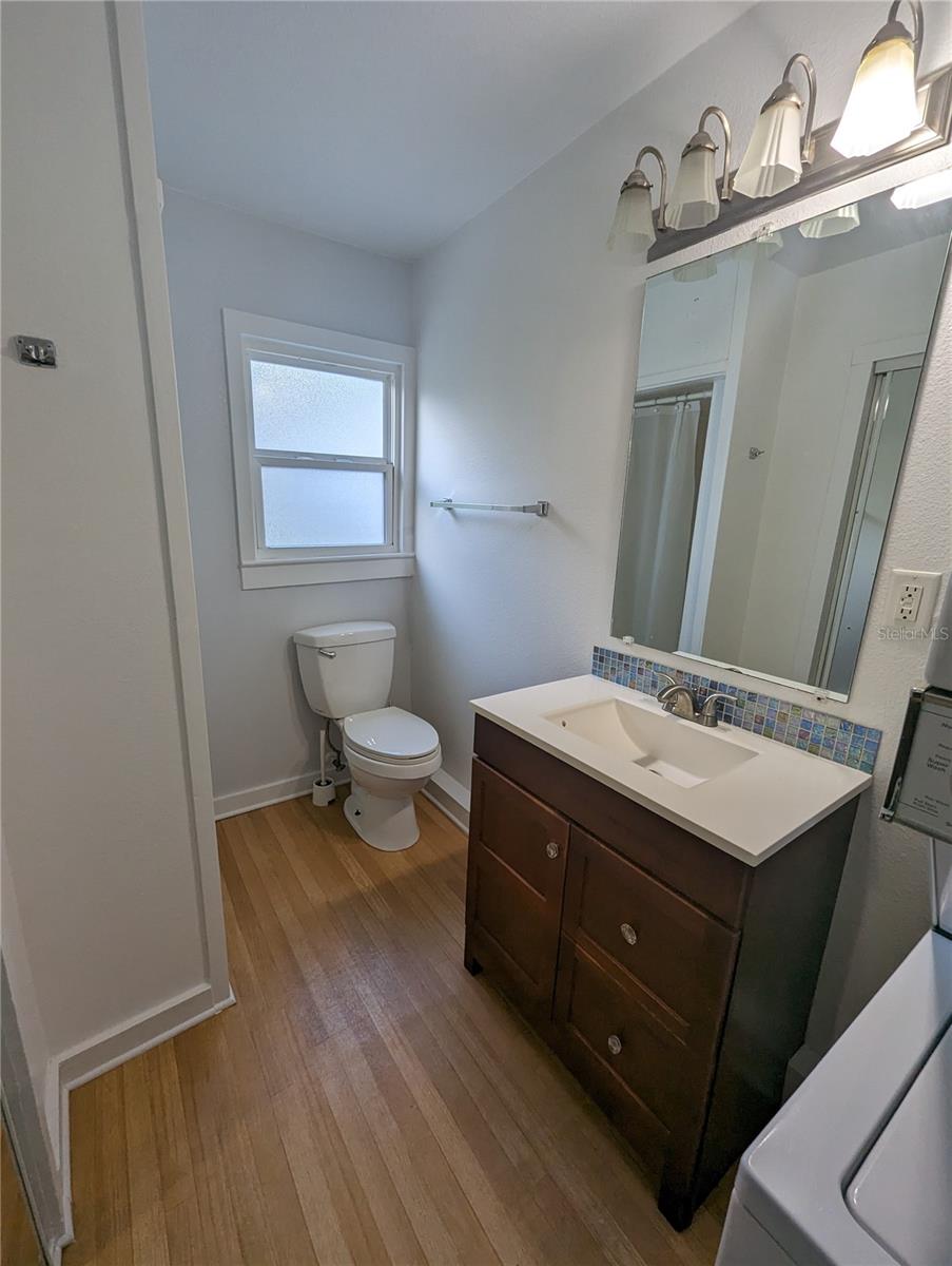 Image 14 of 51 For 3105 Crystal Lake Drive