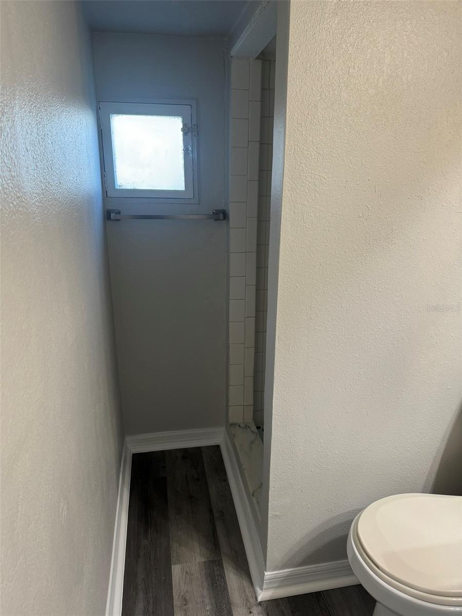 Image 24 of 51 For 3105 Crystal Lake Drive