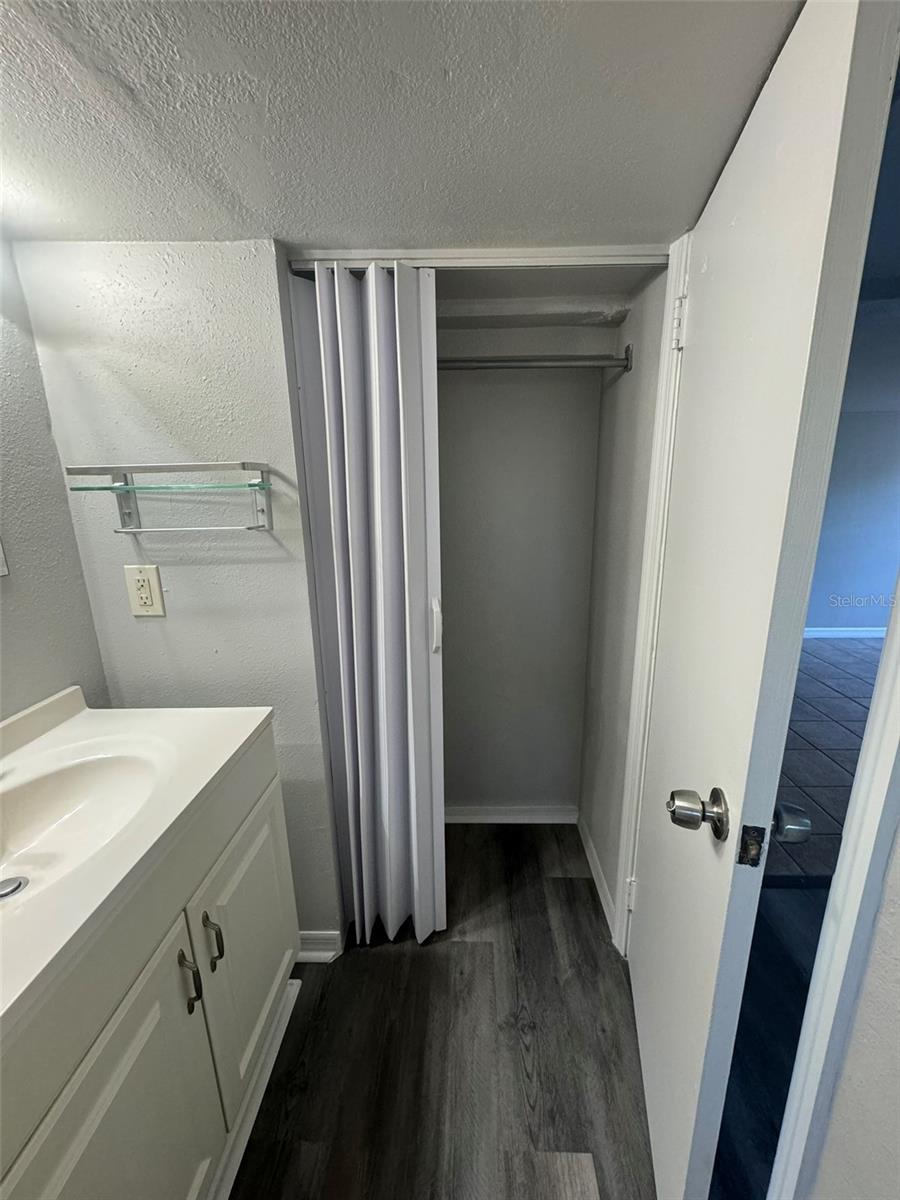 Image 26 of 51 For 3105 Crystal Lake Drive