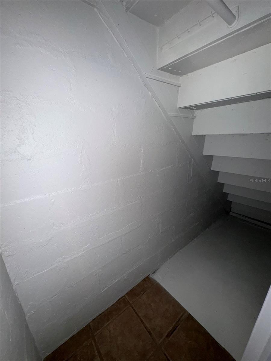 Image 33 of 51 For 3105 Crystal Lake Drive