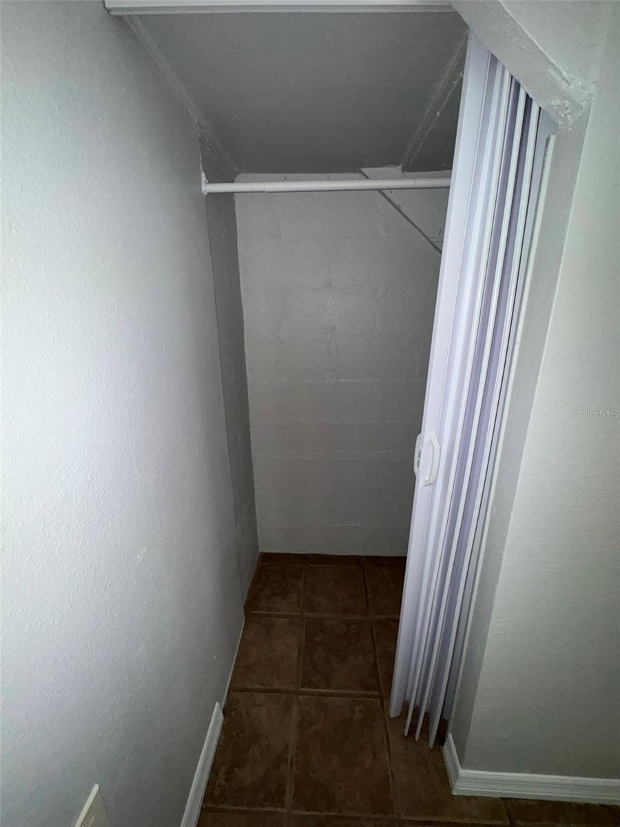 Image 34 of 51 For 3105 Crystal Lake Drive