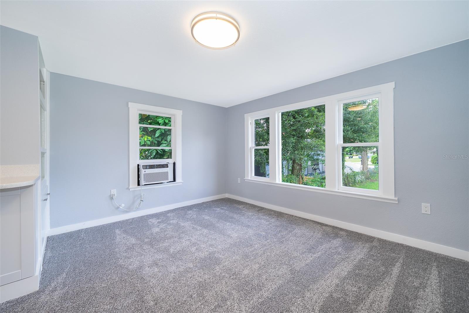 Image 43 of 51 For 3105 Crystal Lake Drive