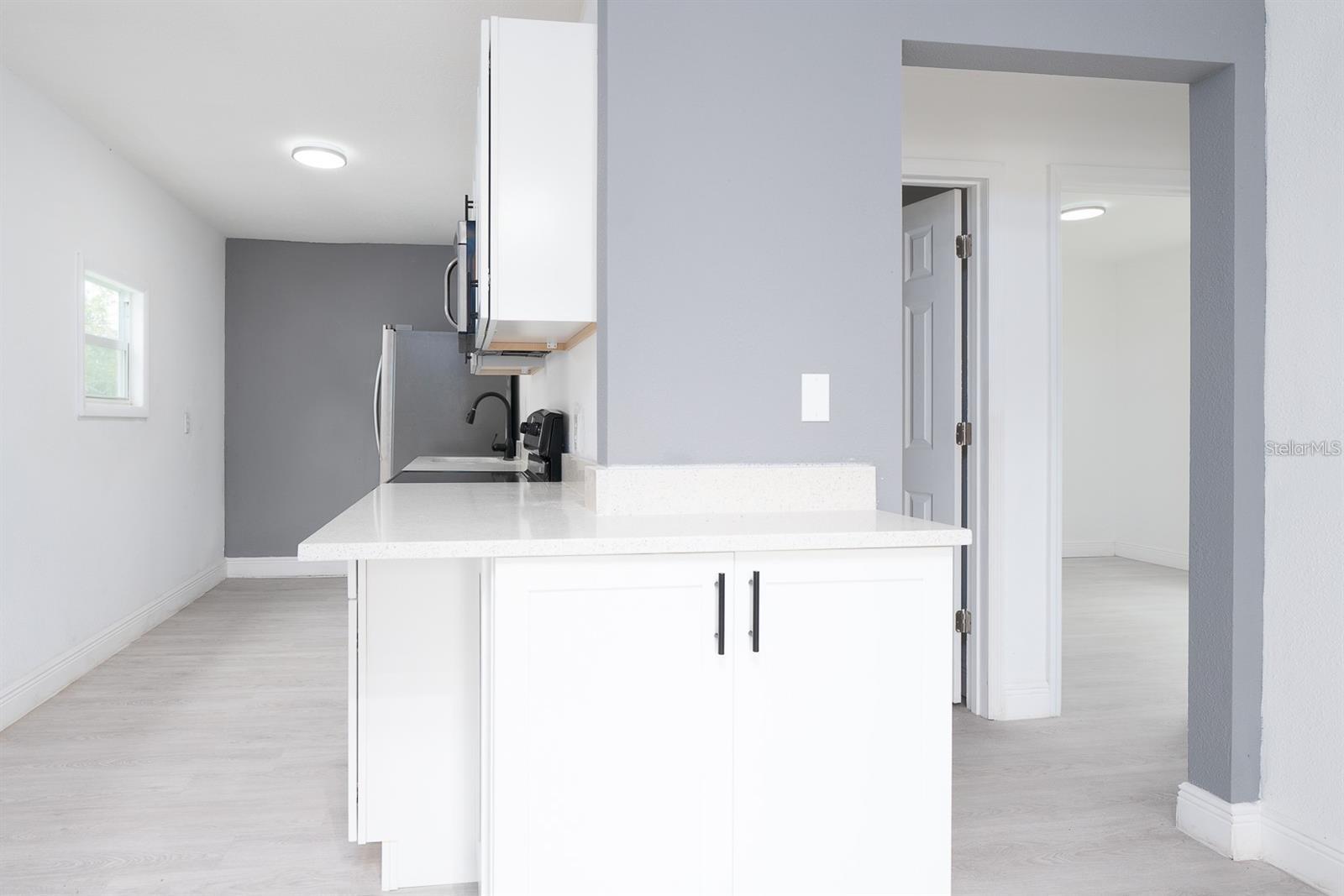 Image 5 of 15 For 519 Williams Street