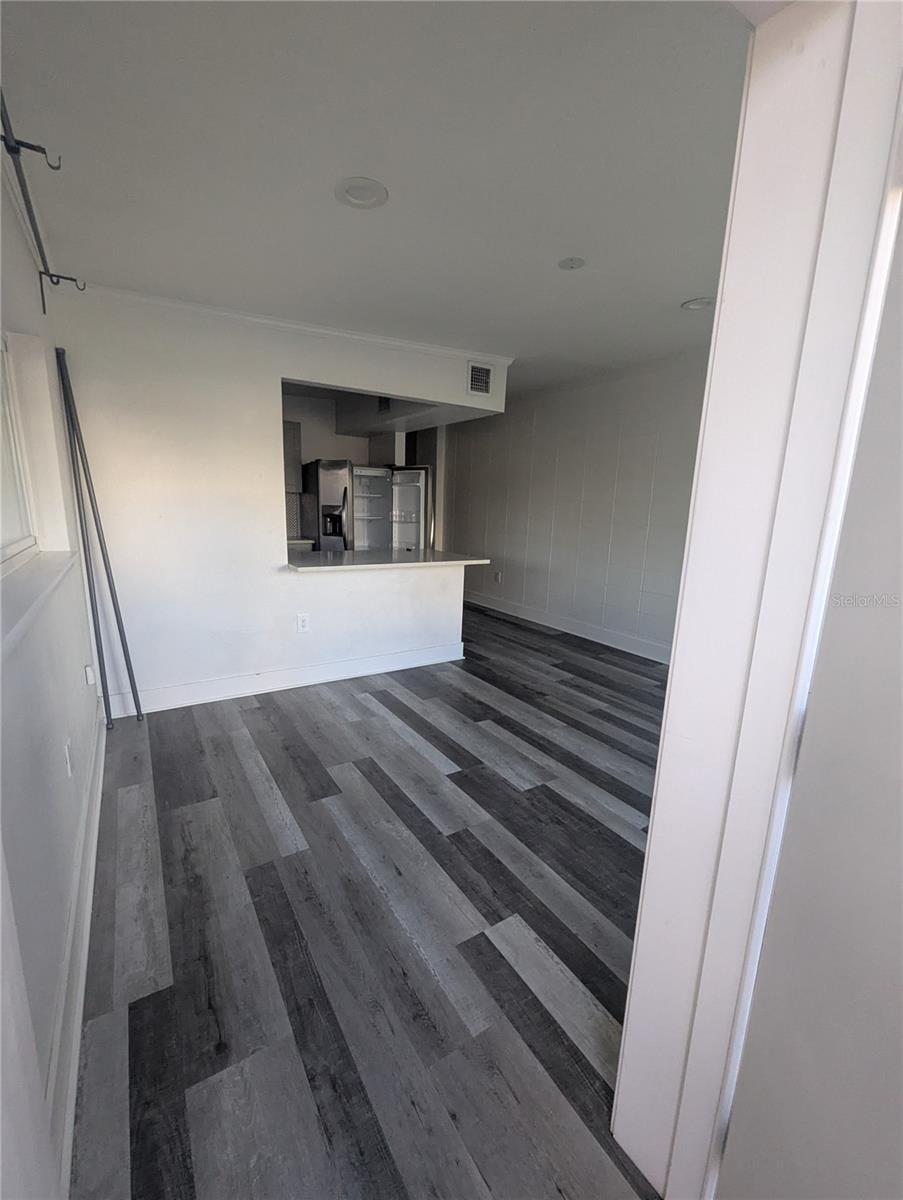 Image 10 of 23 For 928 Bumby Avenue