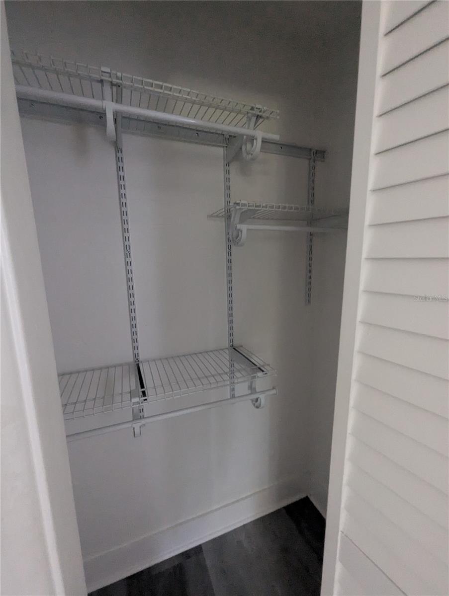 Image 17 of 23 For 928 Bumby Avenue