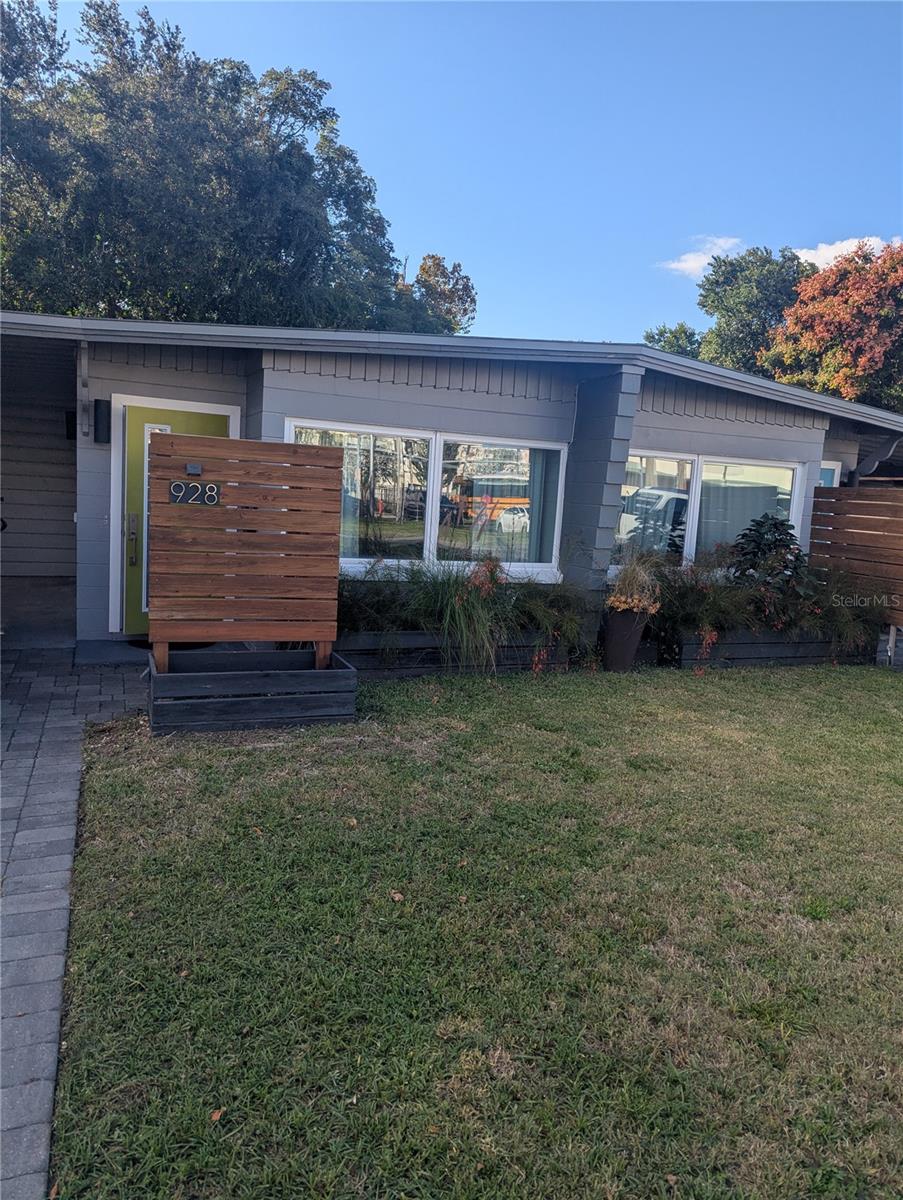 Image 2 of 23 For 928 Bumby Avenue