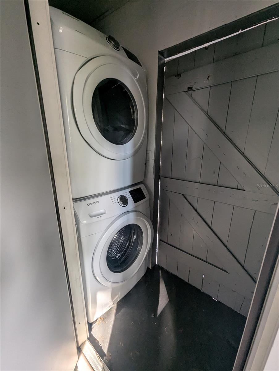 Image 21 of 23 For 928 Bumby Avenue