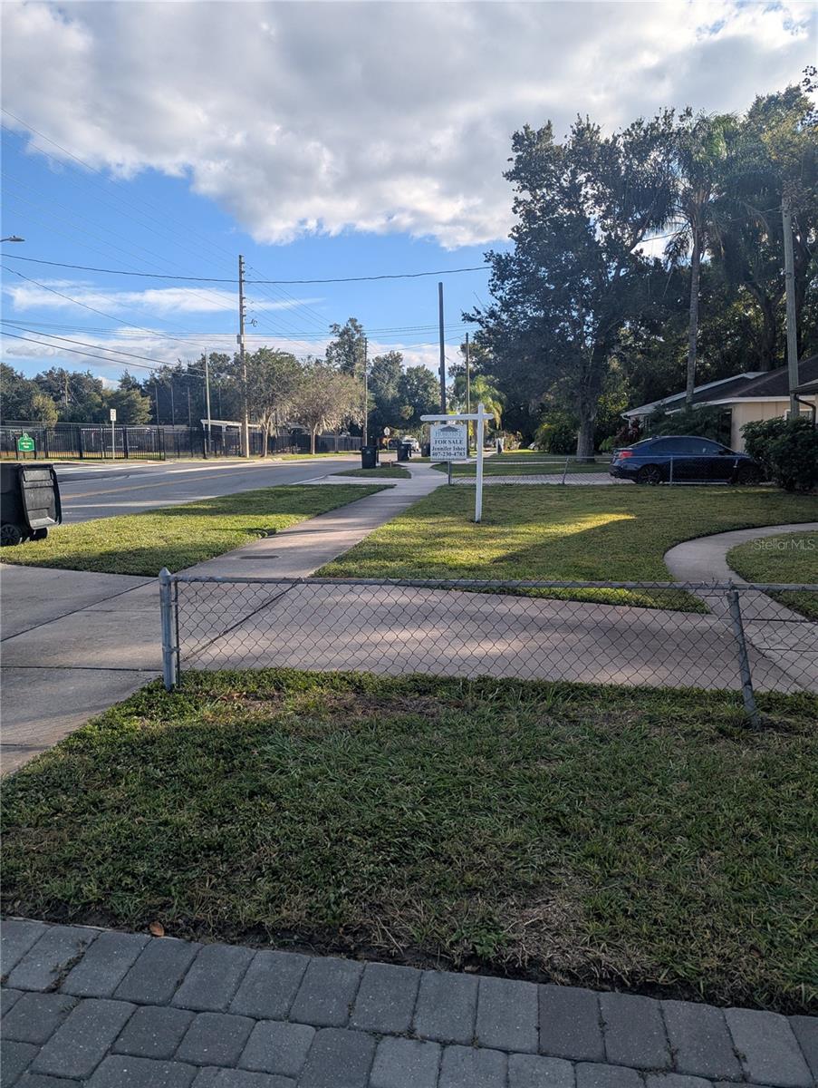 Image 9 of 23 For 928 Bumby Avenue