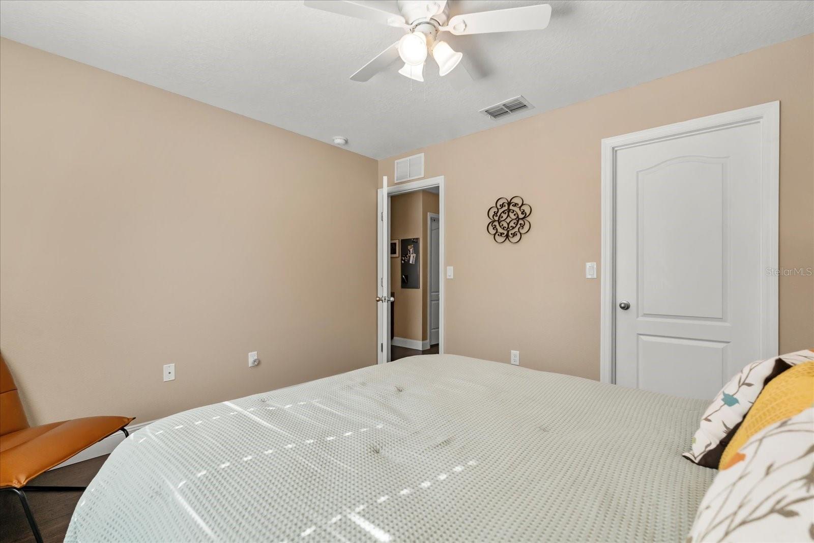 Image 21 of 31 For 2014 Traders Cove