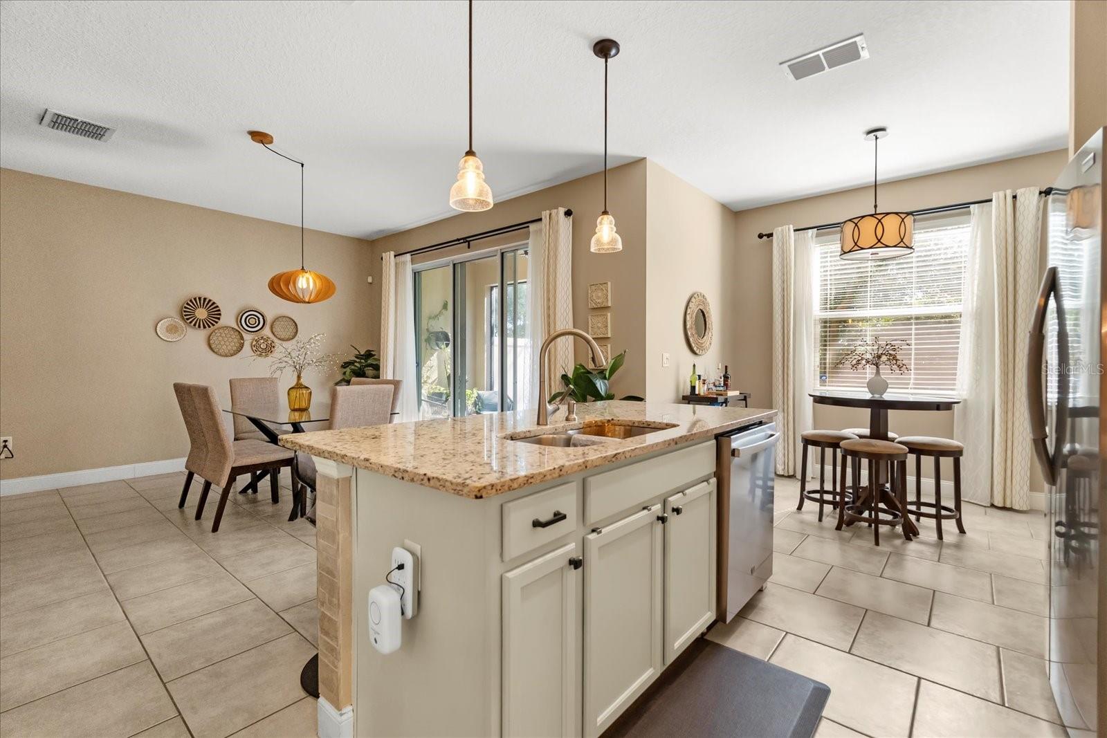 Image 9 of 31 For 2014 Traders Cove