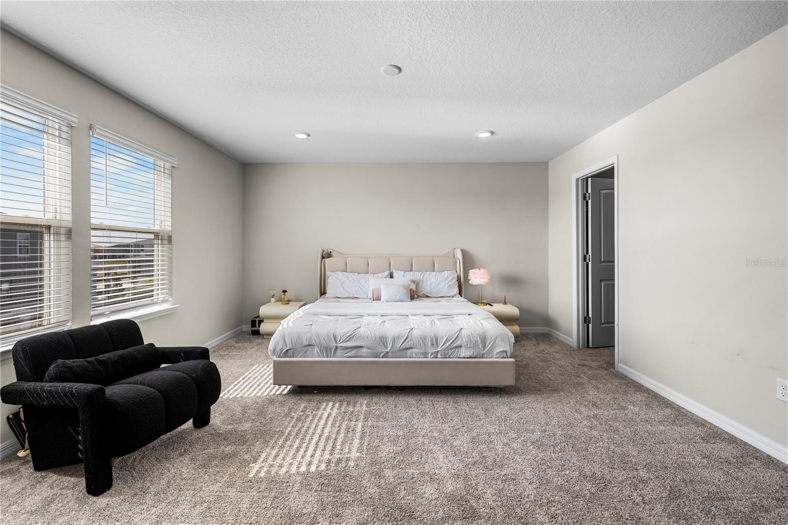 Image 21 of 48 For 9622 Passiac Parkway