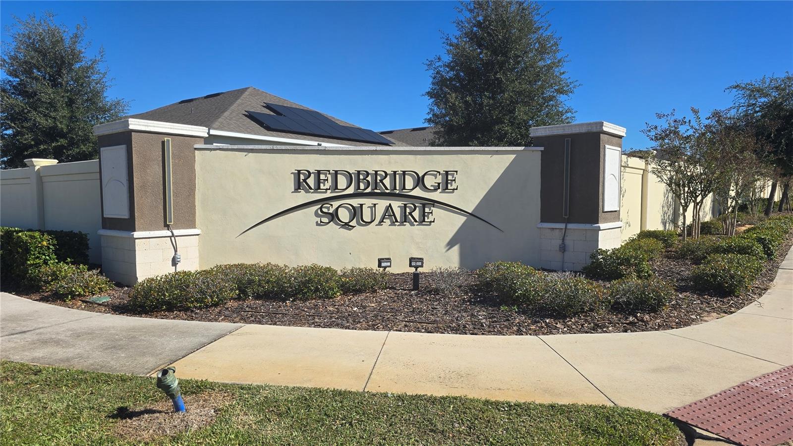 Image 3 of 8 For 1369 Yorkdale Road