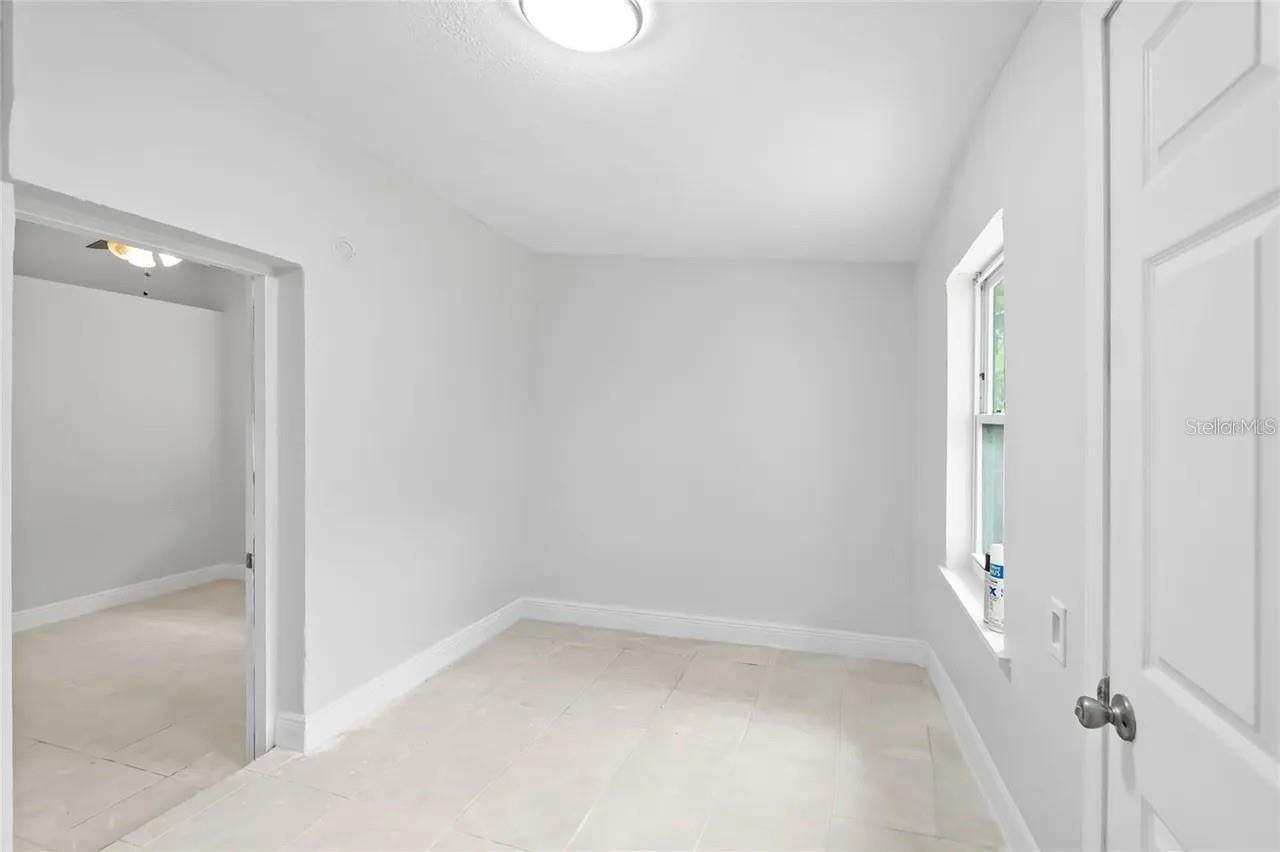 Image 24 of 40 For 1415 Zenith Place