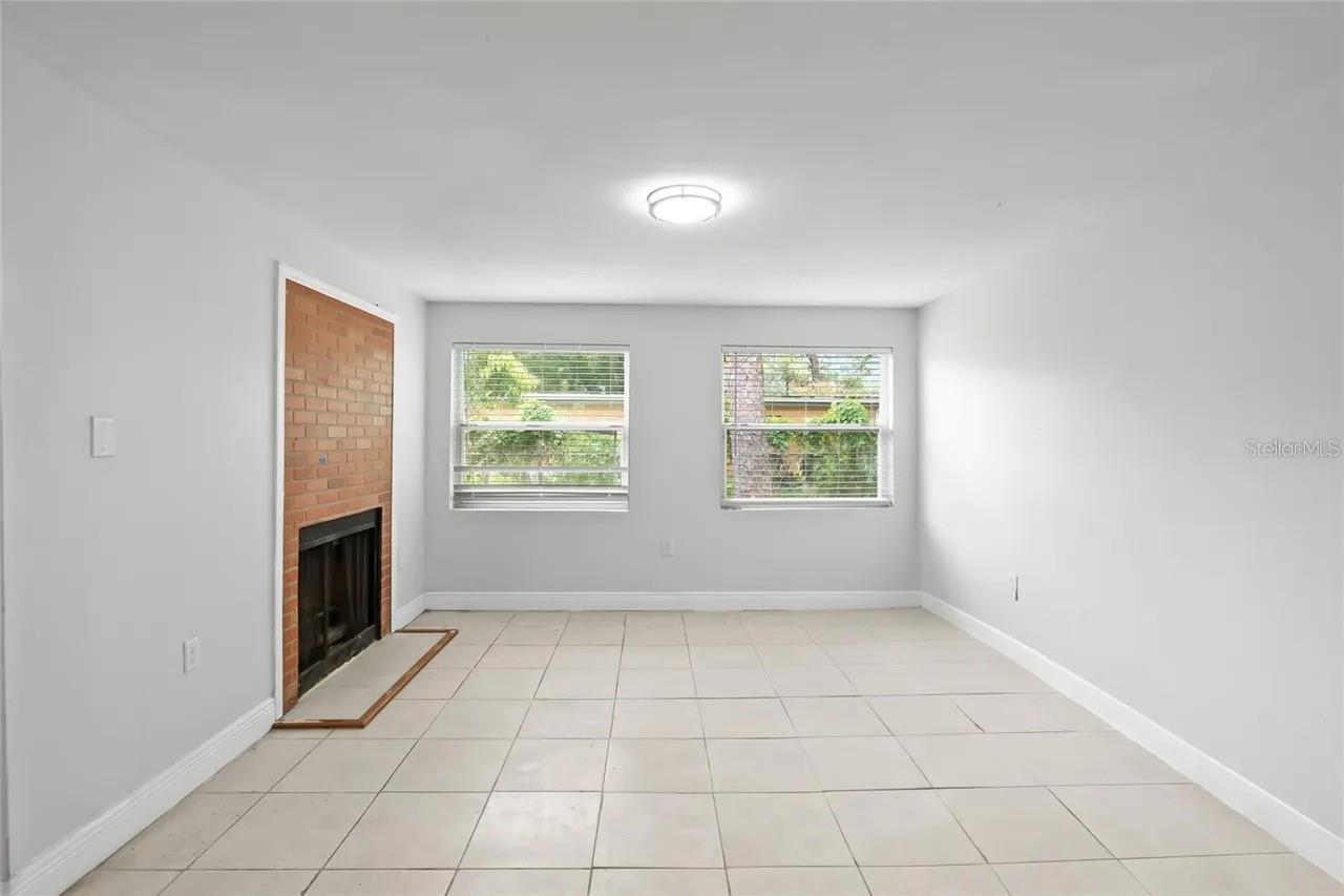 Image 25 of 40 For 1415 Zenith Place