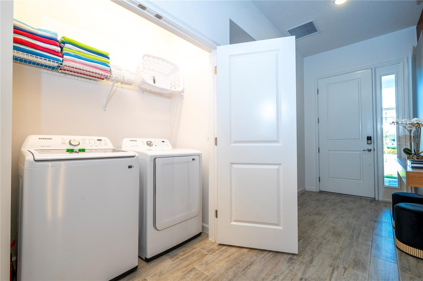 Image 17 of 100 For 5931 High Seas Drive