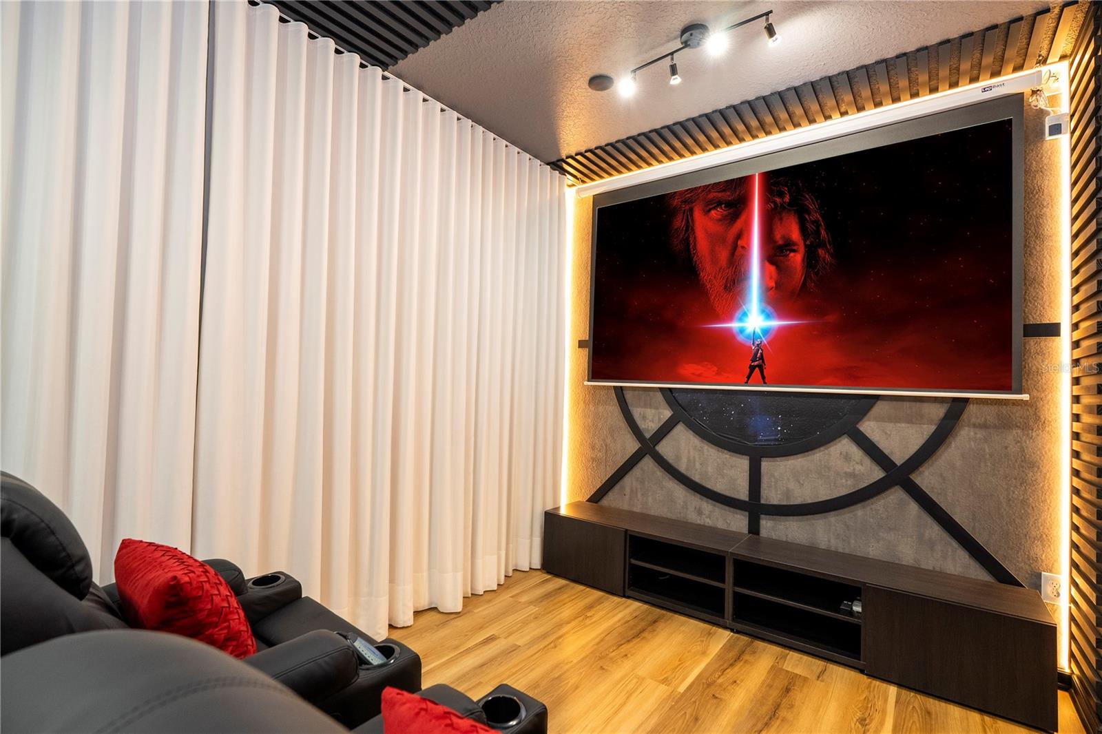 Image 53 of 100 For 5931 High Seas Drive