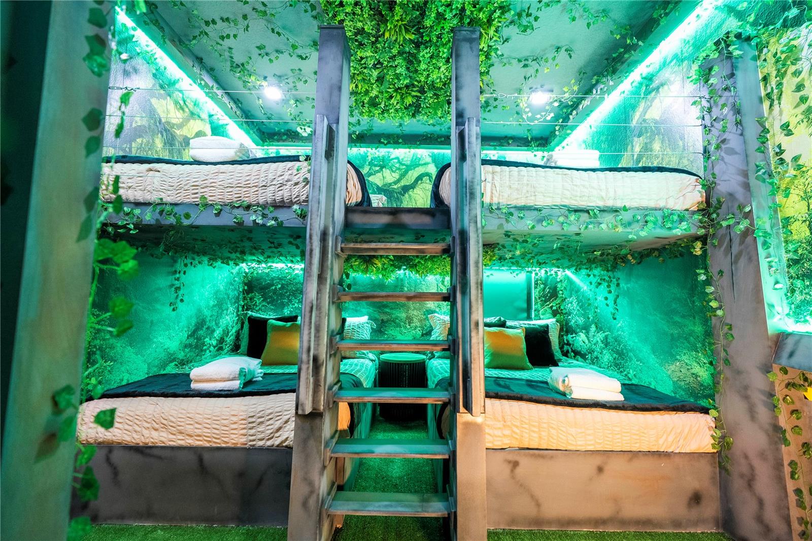 Image 62 of 100 For 5931 High Seas Drive