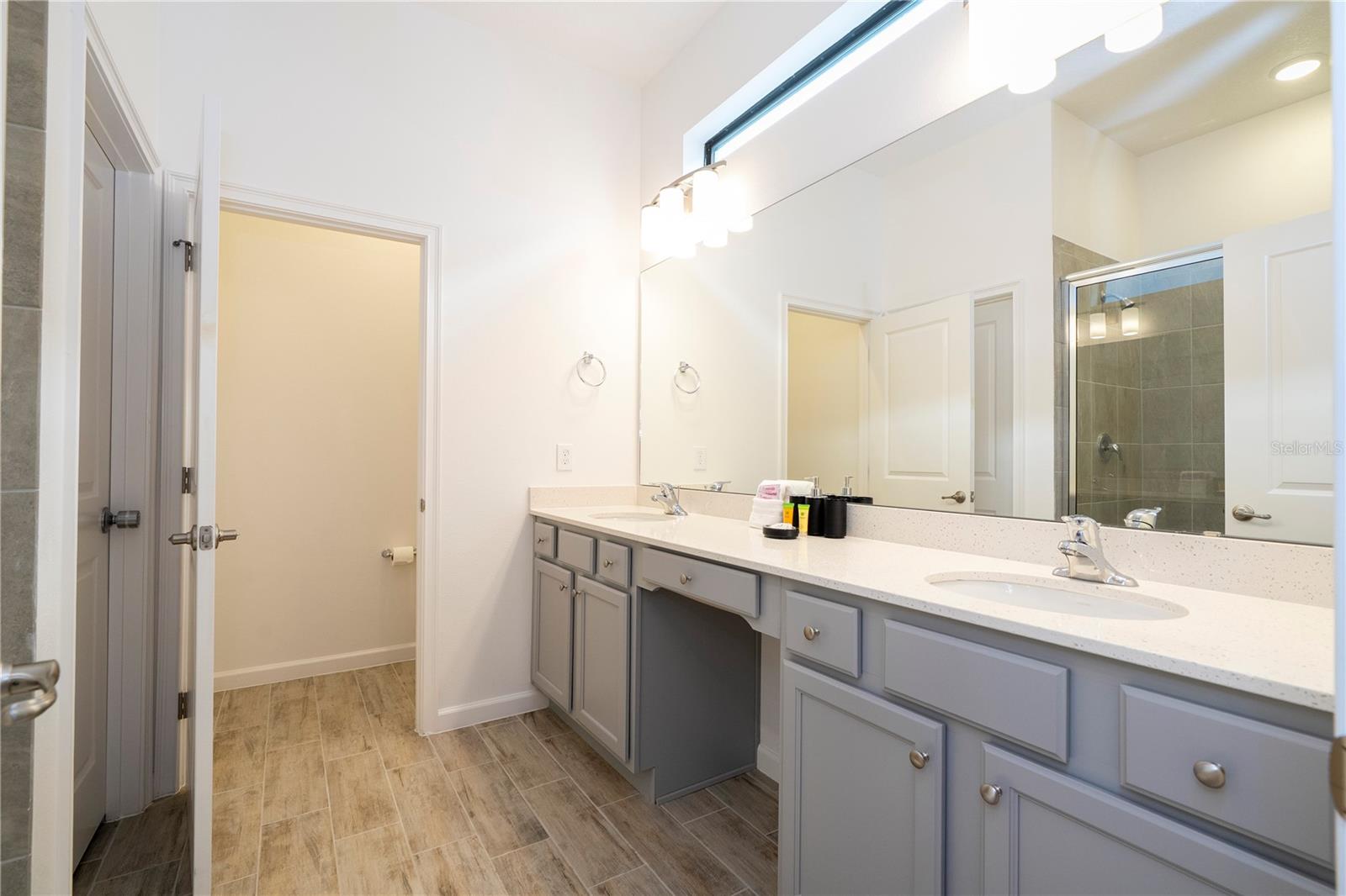 Image 8 of 100 For 5931 High Seas Drive