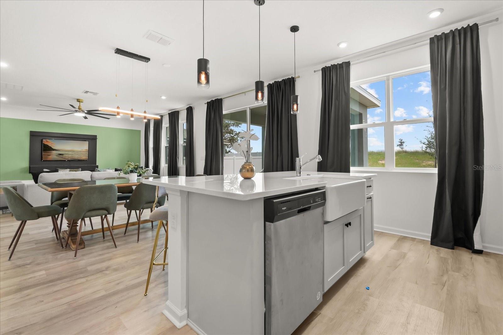 Image 8 of 40 For 9098 Beach Tea Way