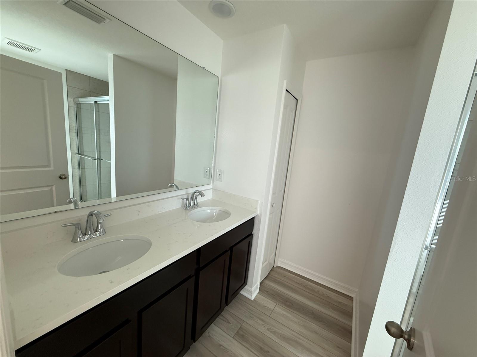 Image 13 of 25 For 10821 Ironwood Tree Way