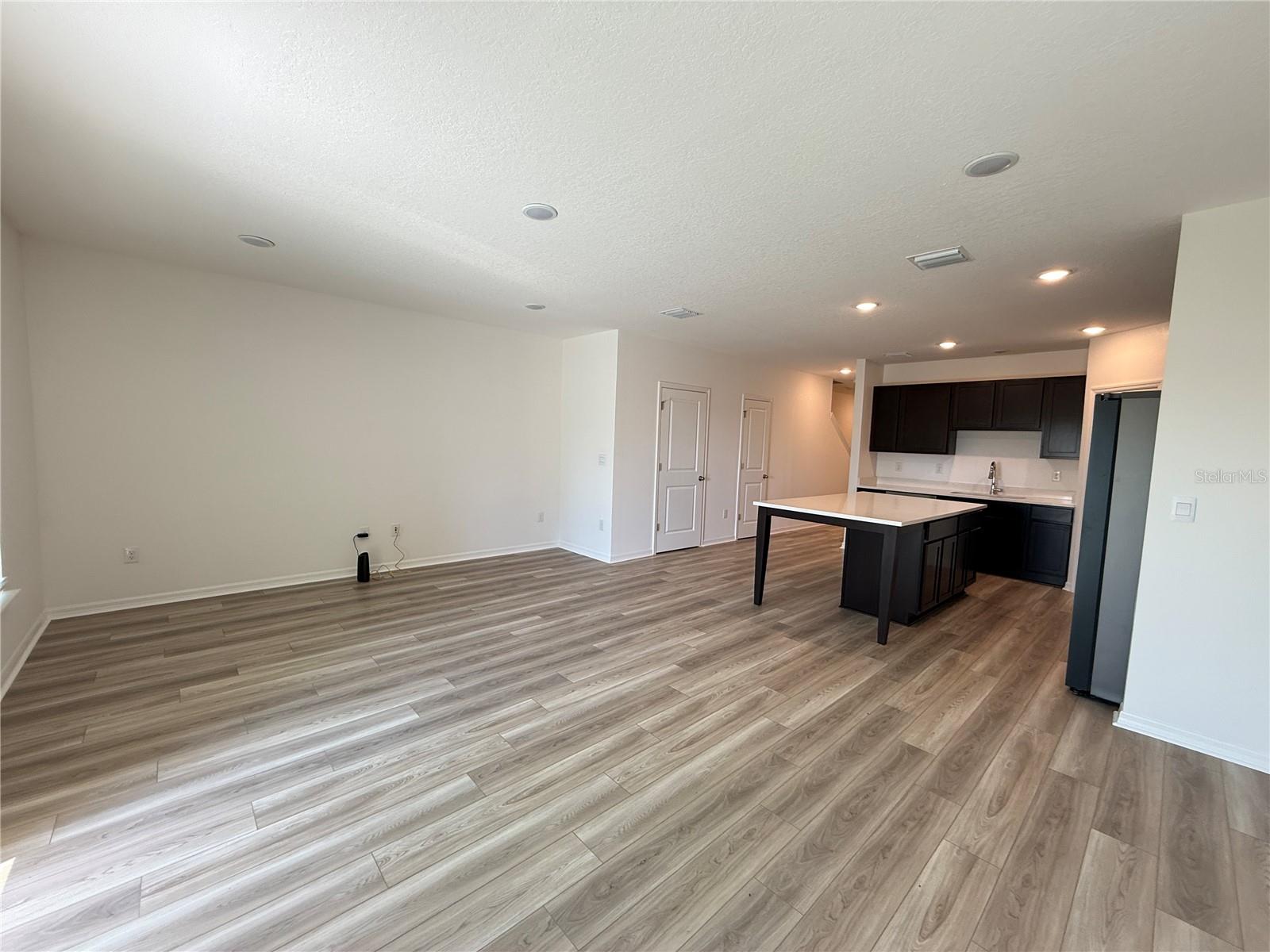 Image 6 of 25 For 10821 Ironwood Tree Way