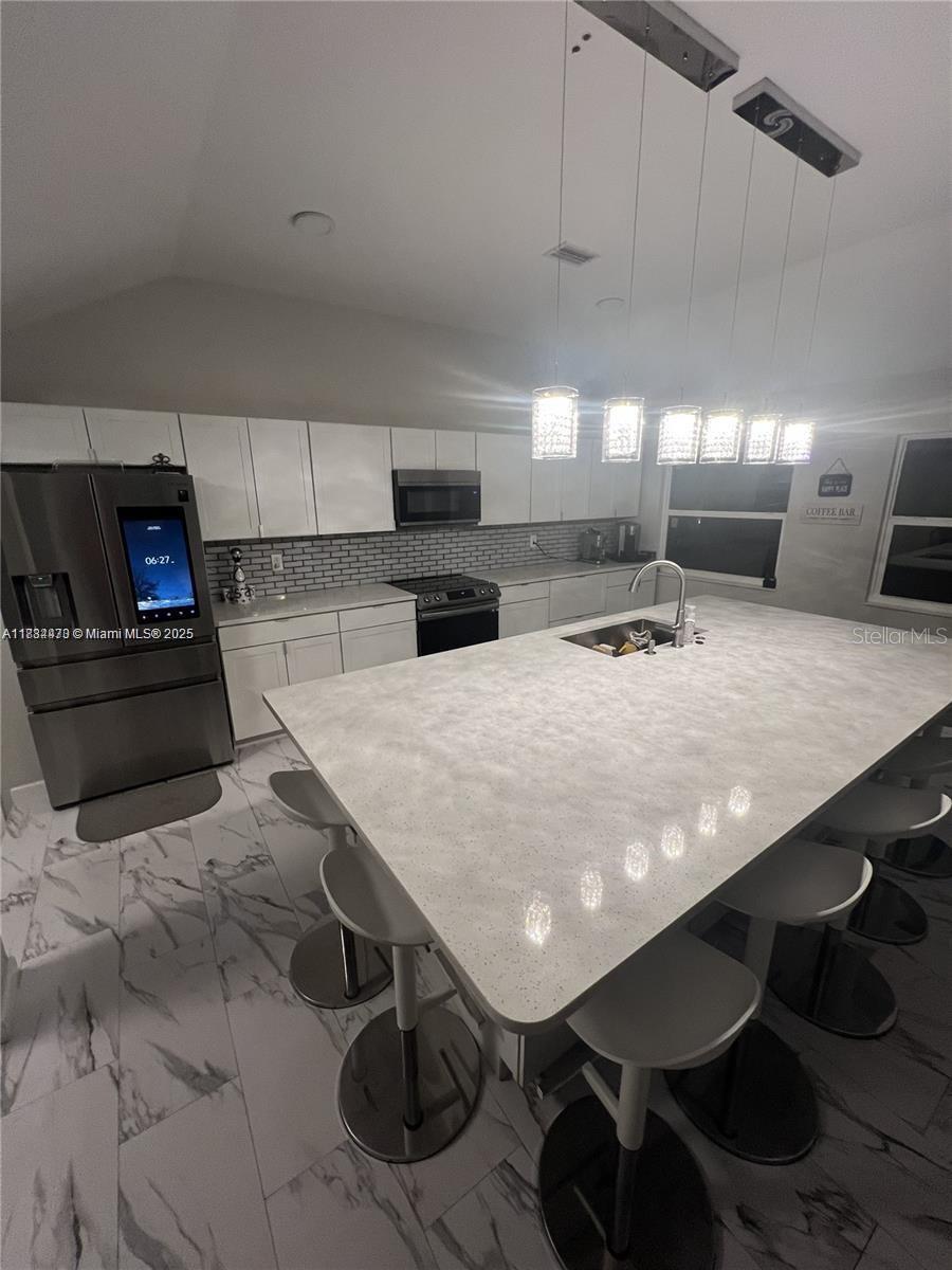 Image 3 of 47 For 310 3rd Street