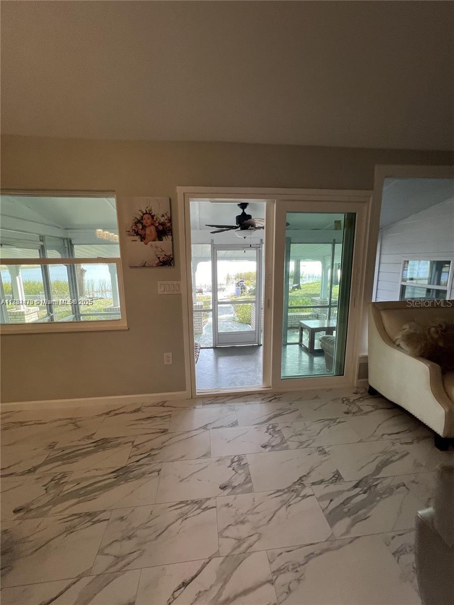 Image 4 of 47 For 310 3rd Street