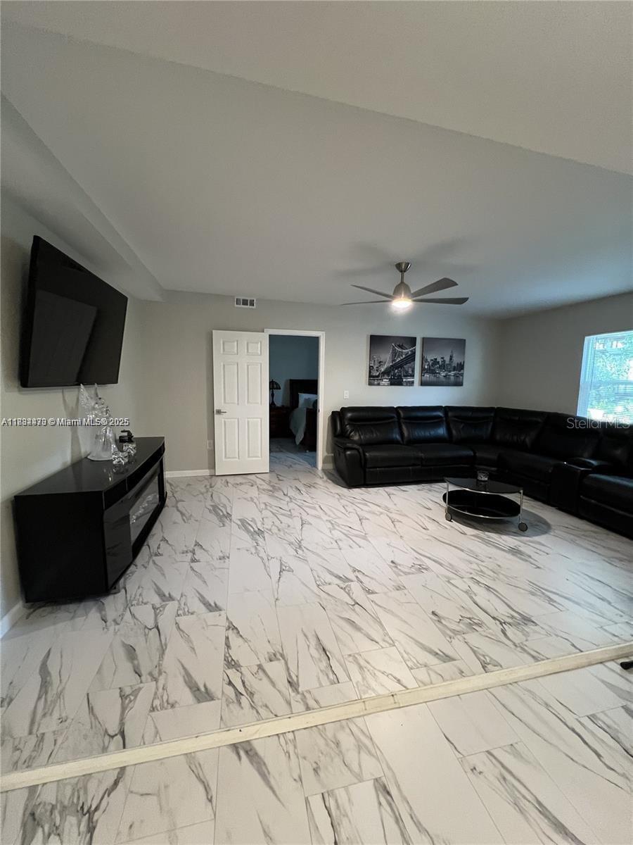 Image 42 of 47 For 310 3rd Street