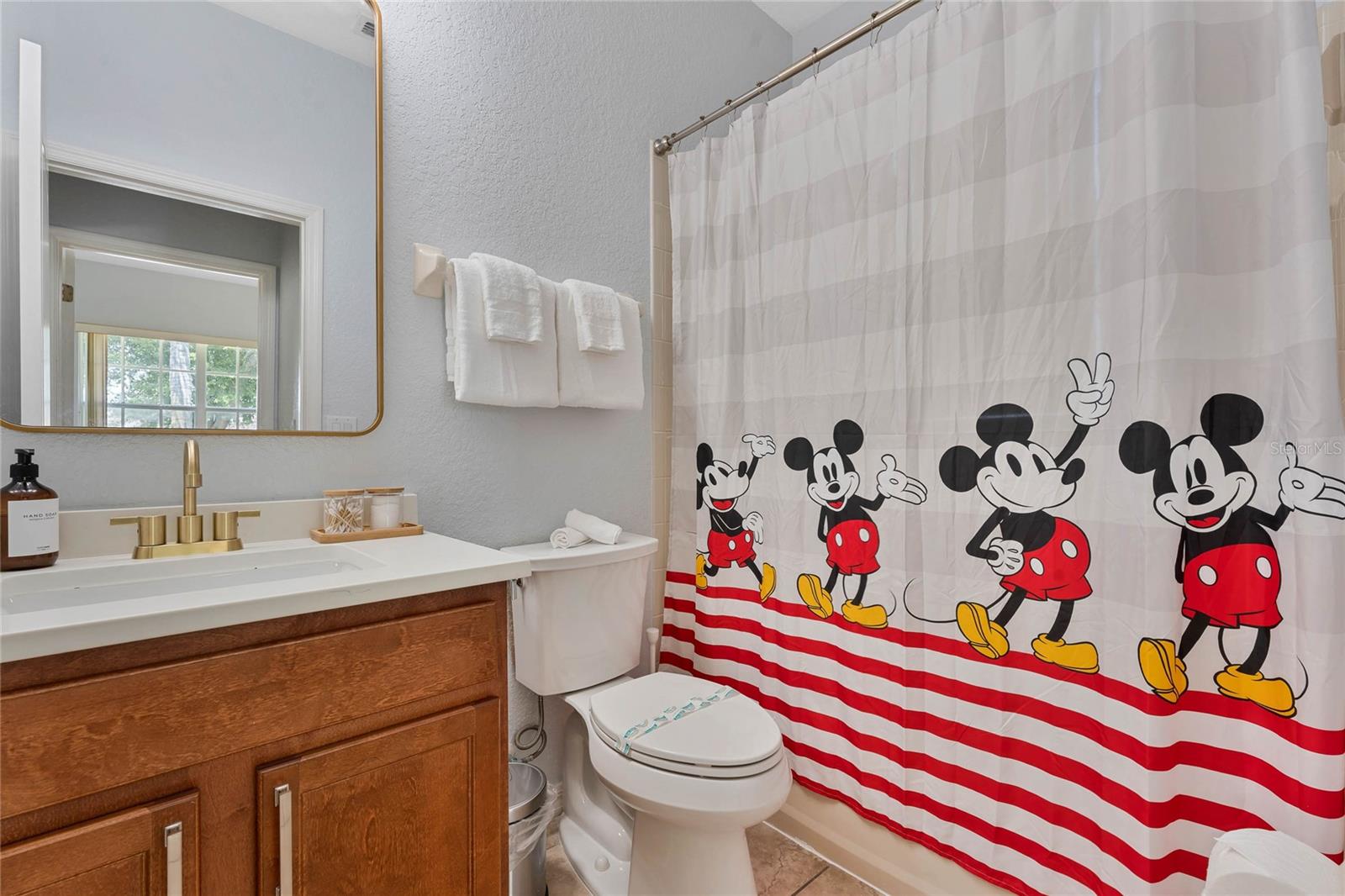 Image 15 of 33 For 606 Birkdale Street