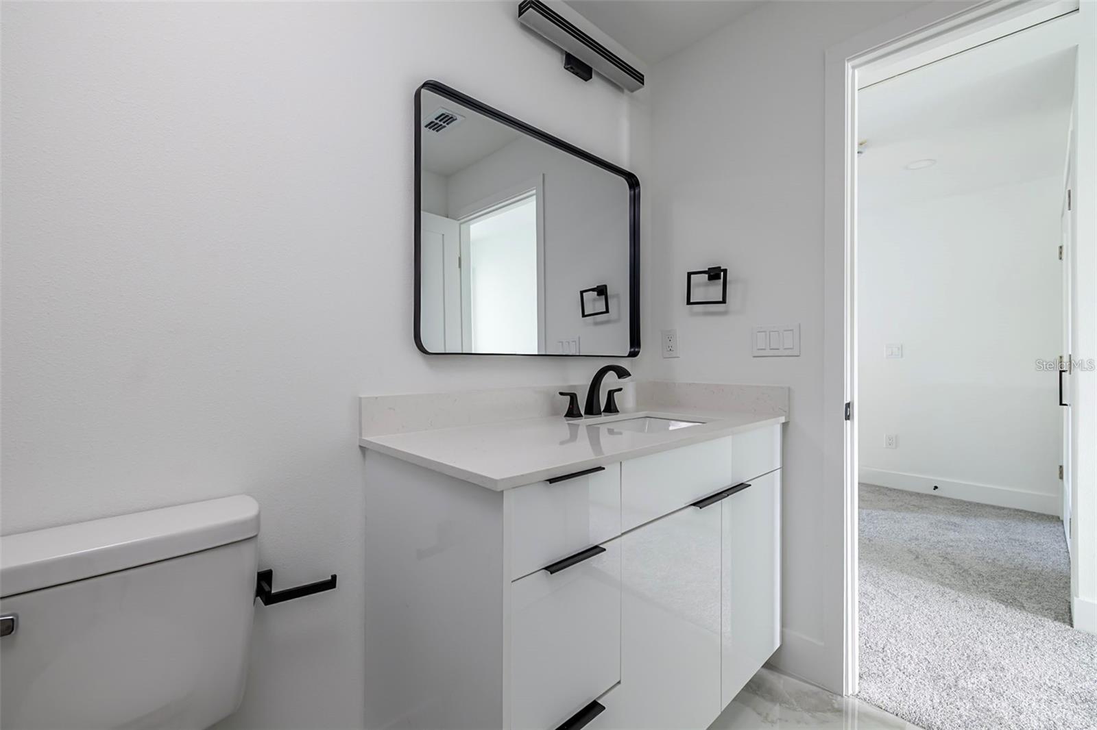 Image 14 of 23 For 2057 Barroso