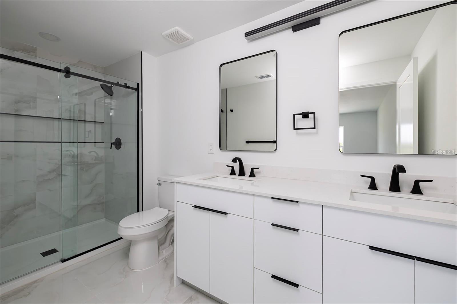 Image 19 of 23 For 2057 Barroso