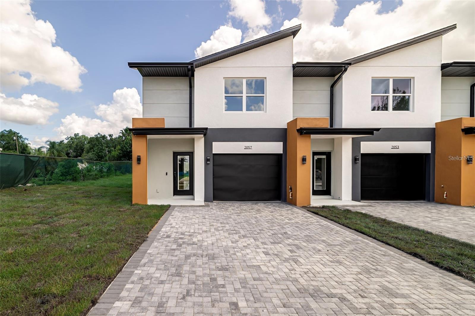 Image 3 of 23 For 2057 Barroso