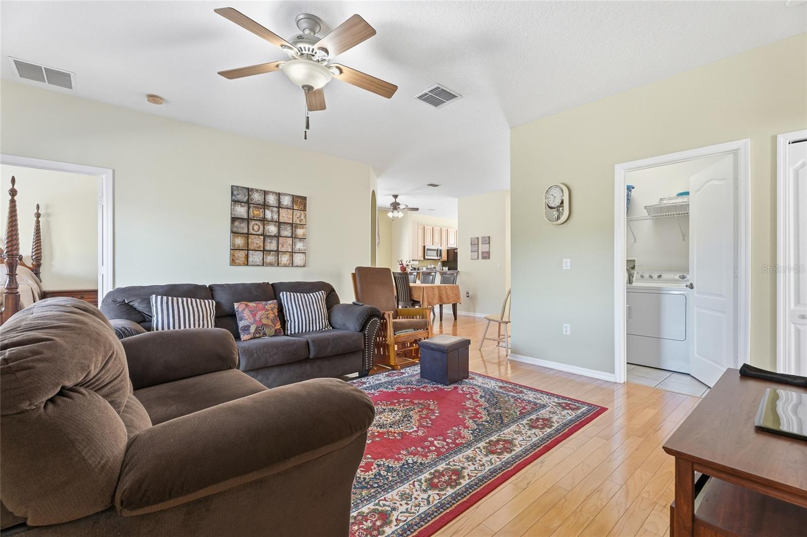 Image 16 of 43 For 7733 Beridale Court