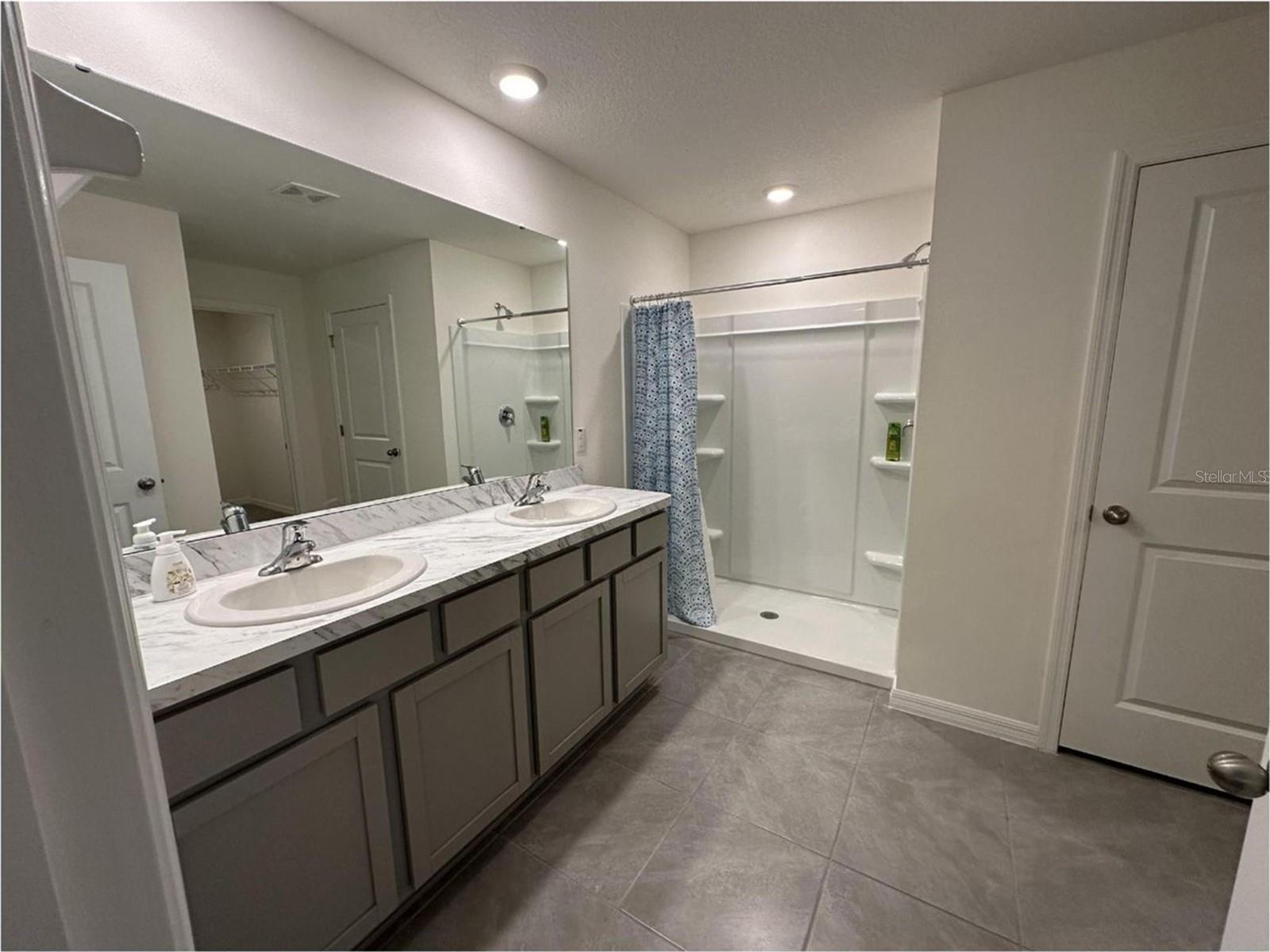 Image 10 of 23 For 16680 30th Avenue Road