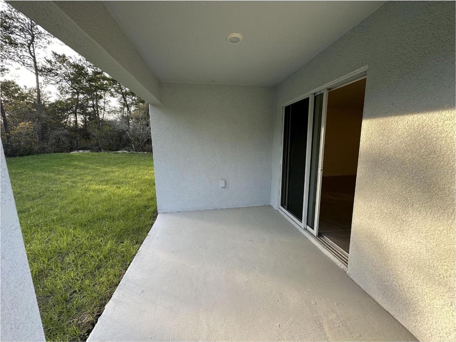 Image 19 of 23 For 16680 30th Avenue Road