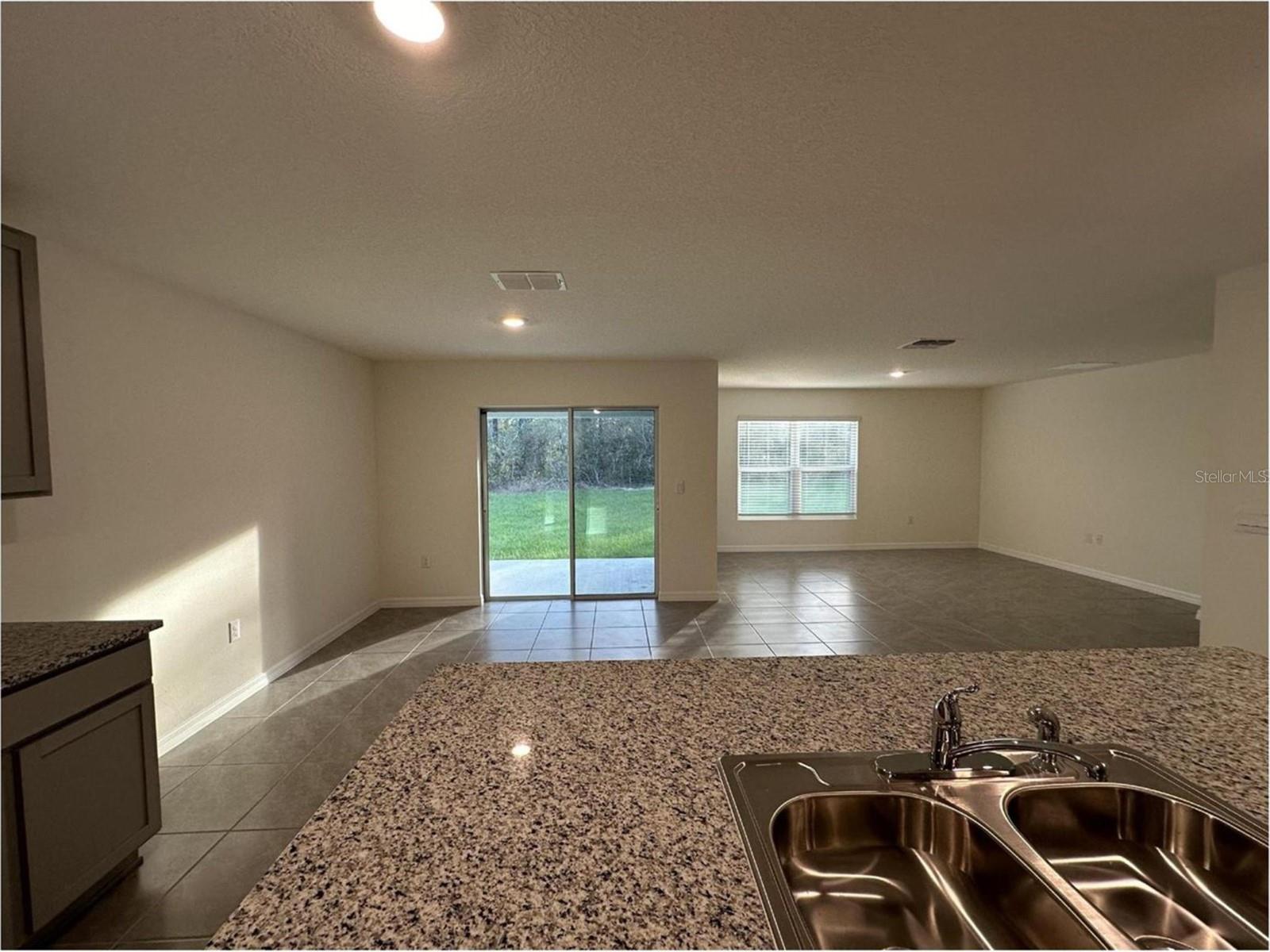 Image 5 of 23 For 16680 30th Avenue Road